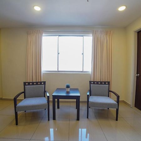 Oyo 89531 Villa Hotel Segamat Zewnętrze zdjęcie