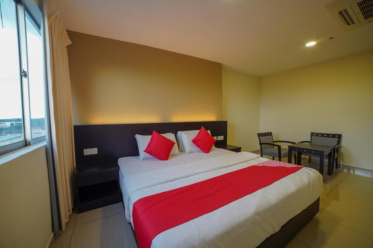 Oyo 89531 Villa Hotel Segamat Zewnętrze zdjęcie