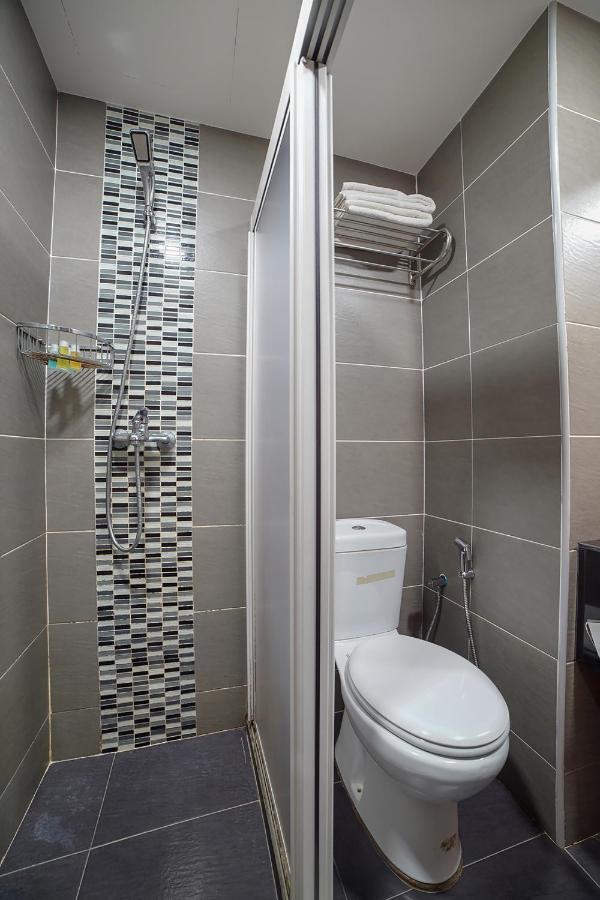 Oyo 89531 Villa Hotel Segamat Zewnętrze zdjęcie