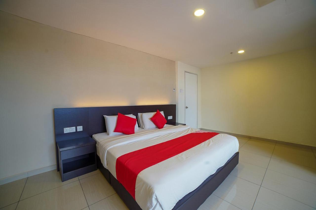 Oyo 89531 Villa Hotel Segamat Zewnętrze zdjęcie